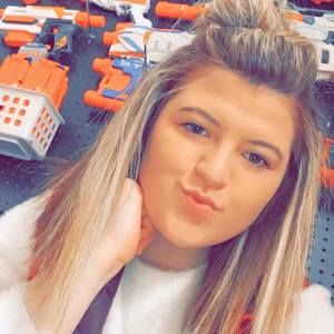 Meet your Posher, Mackenzie